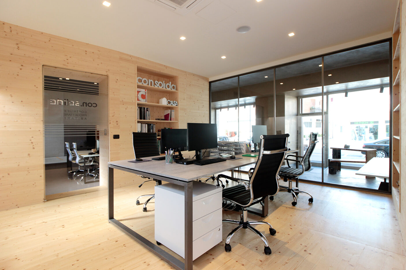 ufficio-3.jpg